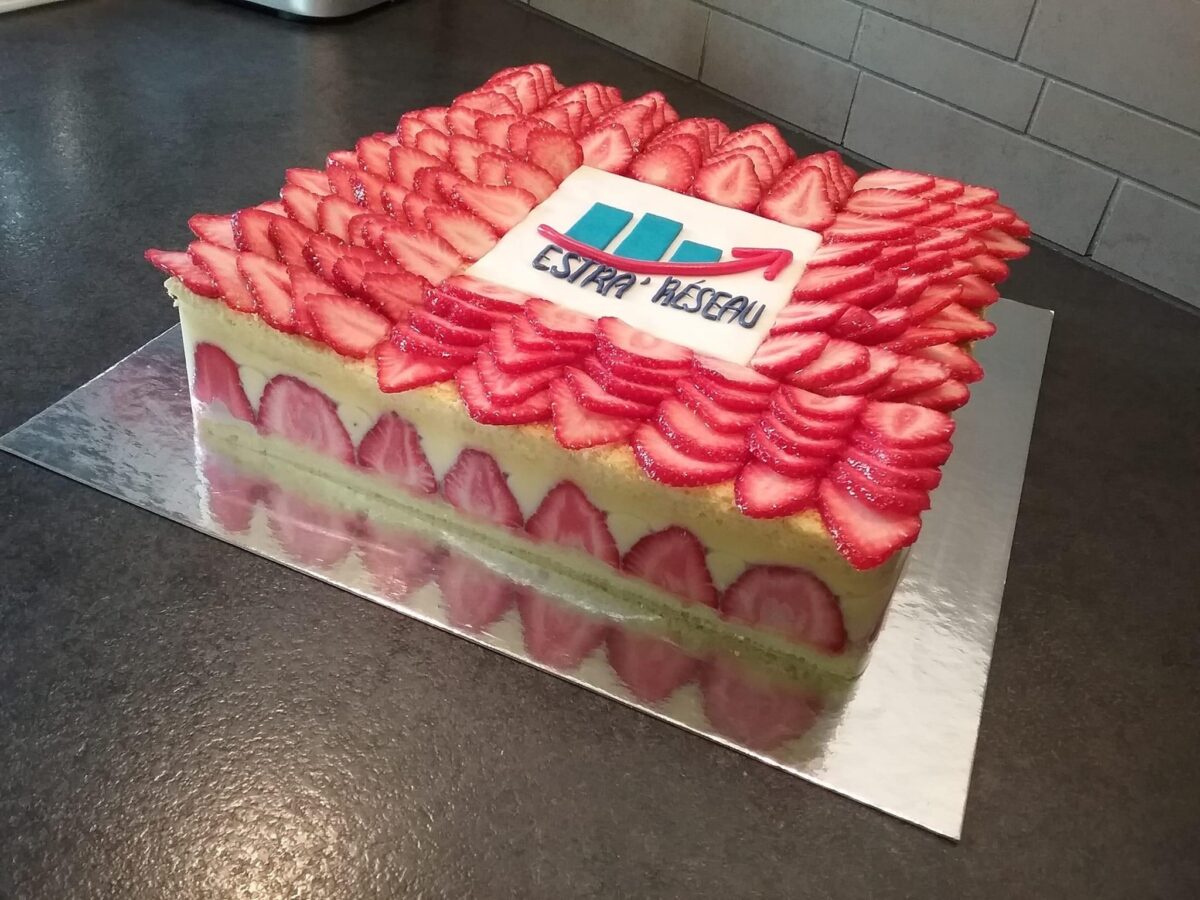 1 an Estra’Réseau – Gâteau d’anniversaire